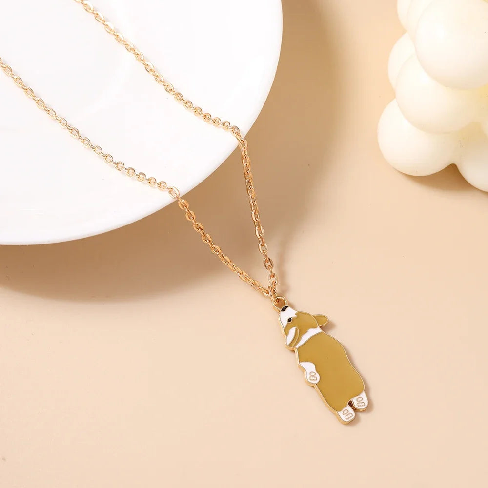 Collar con colgante en forma de perro