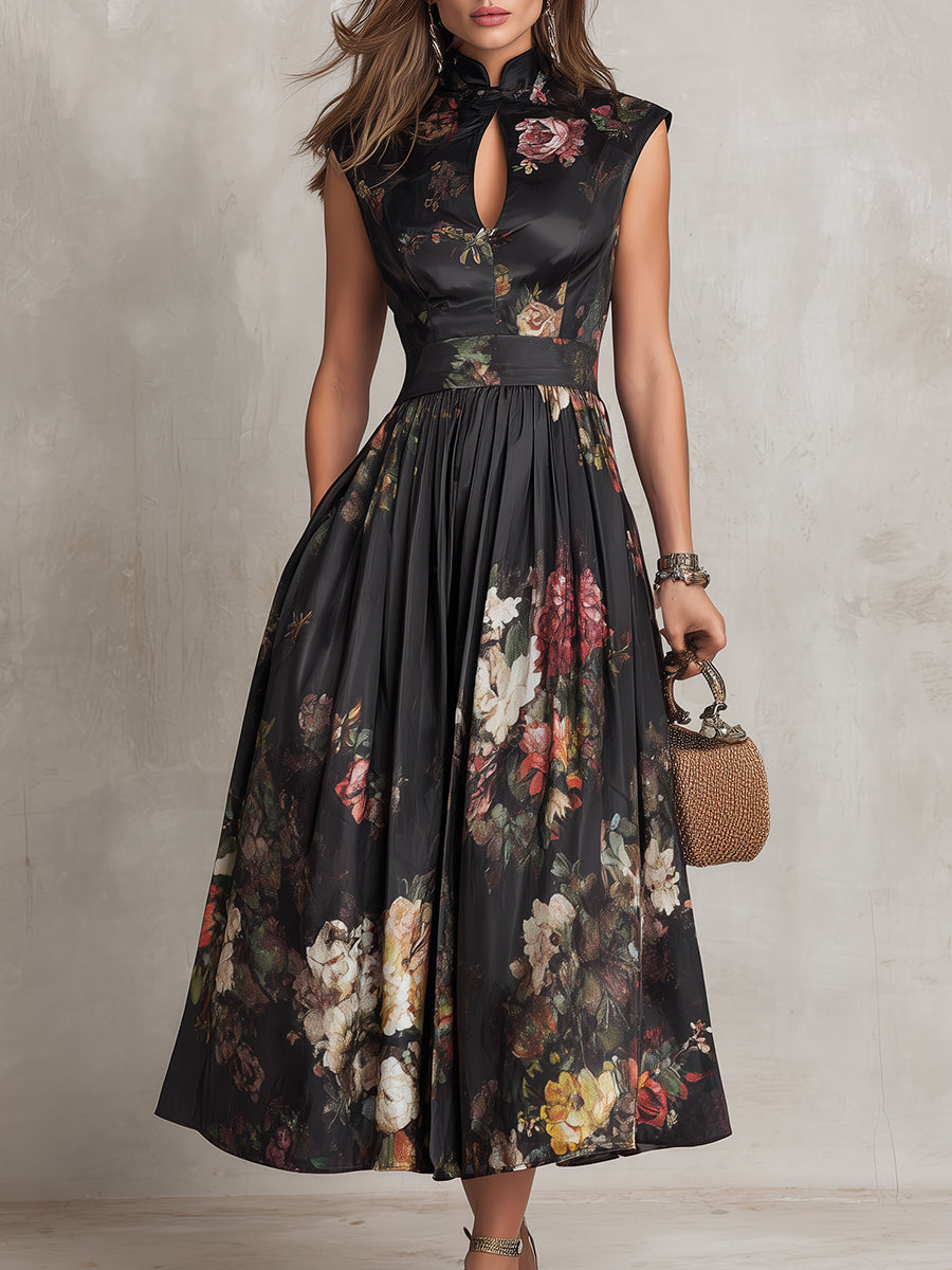 Vestido midi negro de satén con pliegues, estampado floral y elegante escote tipo lágrima