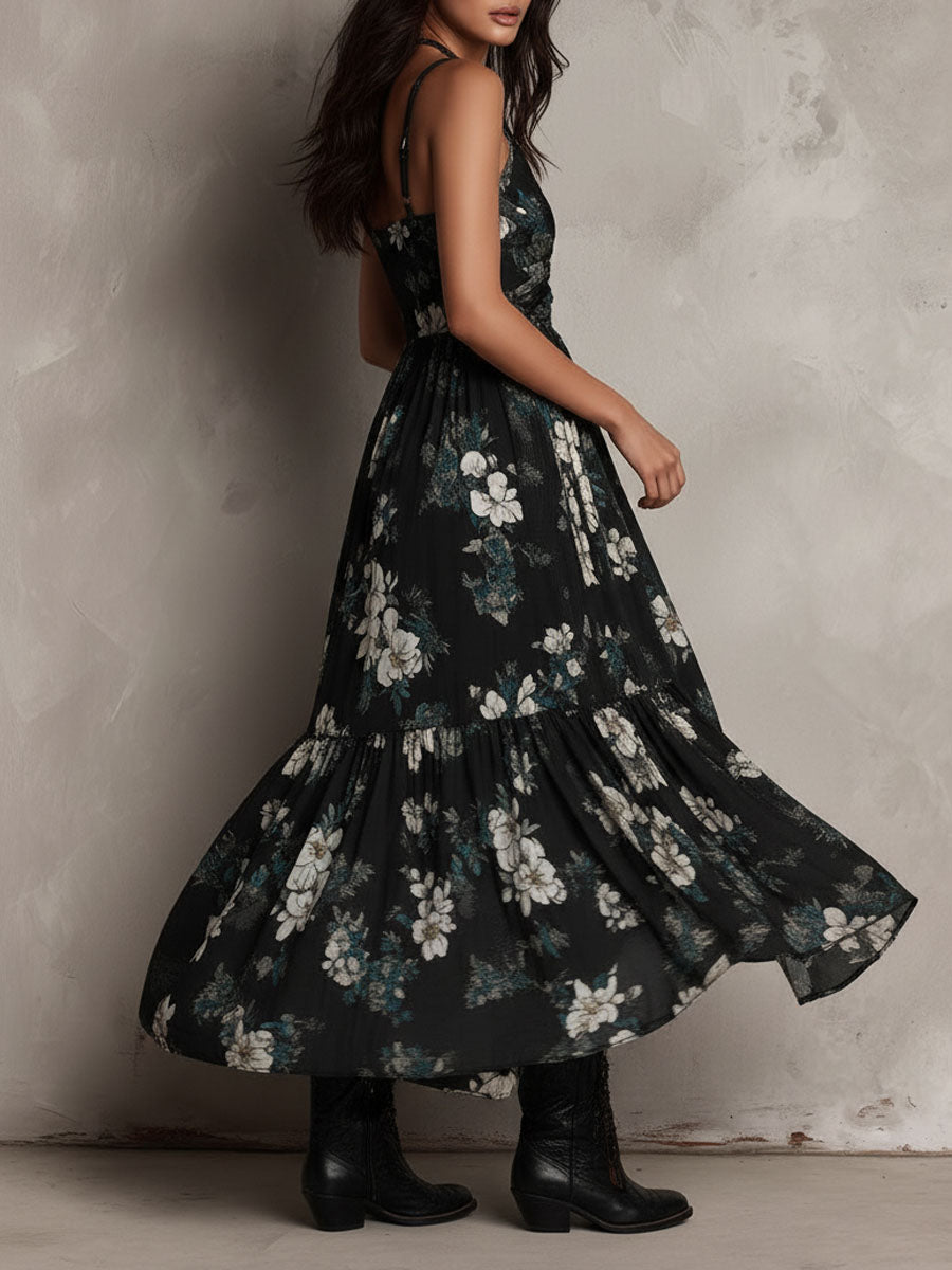 Vestido largo negro boho con estampado floral, sin tirantes y dobladillo asimétrico
