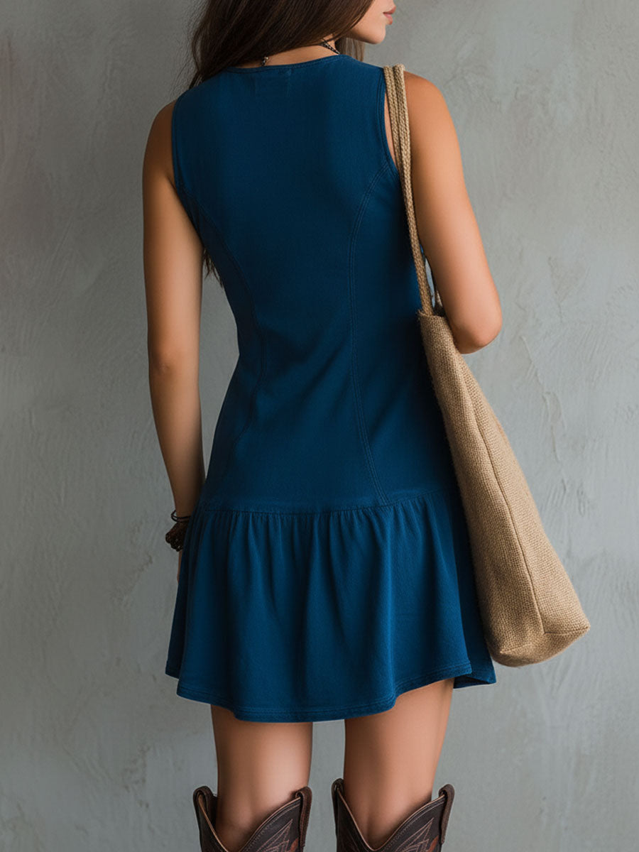 Vestido mini bohemio índigo sin mangas con escote en V y elegantes botones frontales