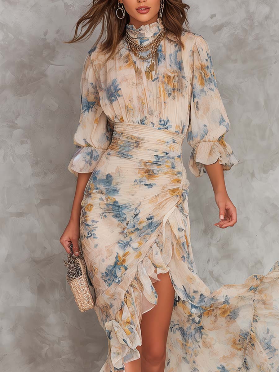 Vestido maxi beige de gasa con cuello alto, estampado floral efecto pintura al óleo y dobladillo asimétrico
