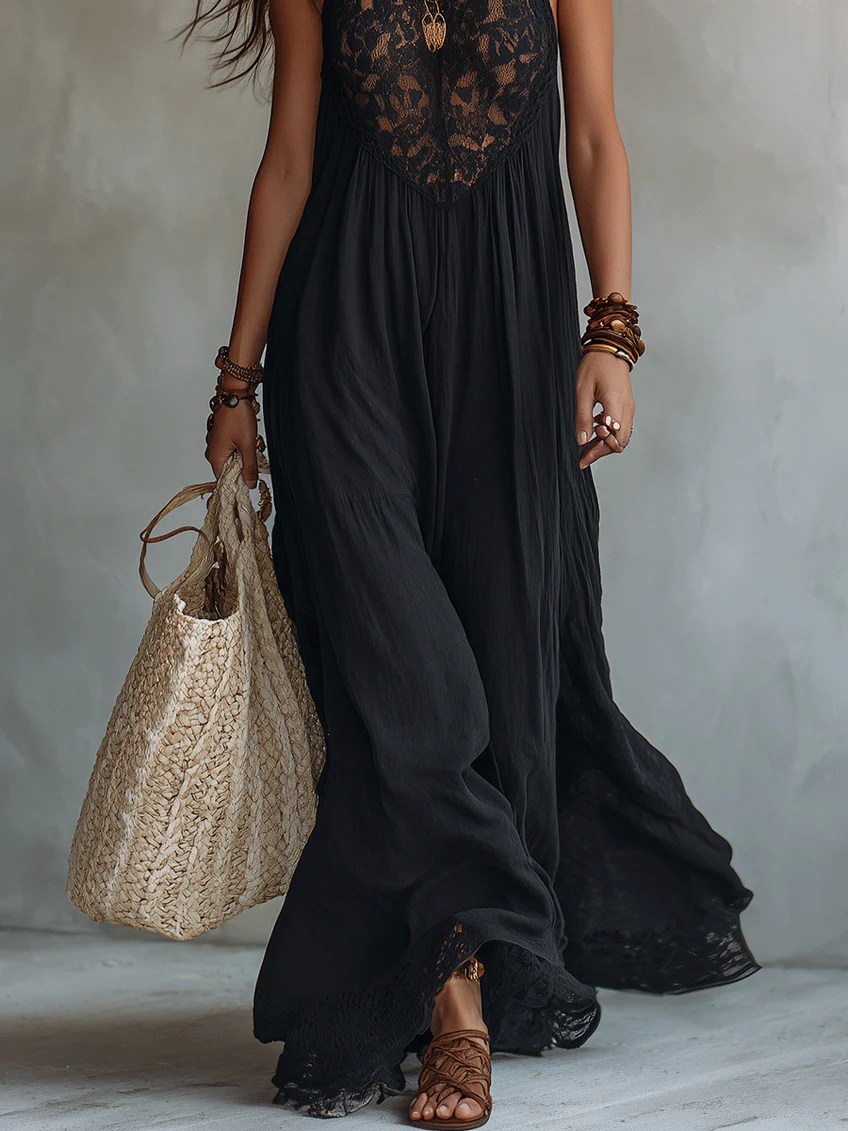Vestido largo bohemio negro sin mangas con elegantes bordes de encaje