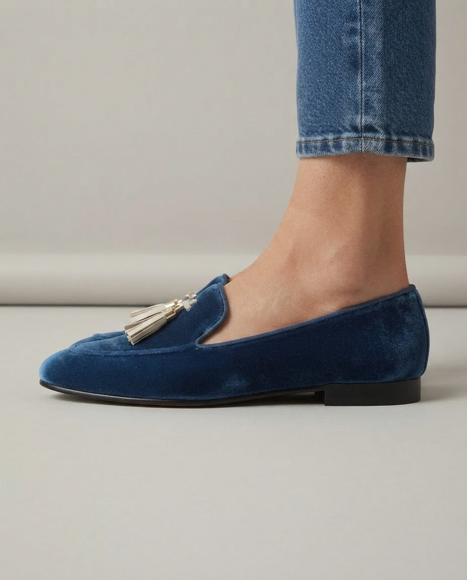 Mocasín Vittoria de terciopelo azul elegante
